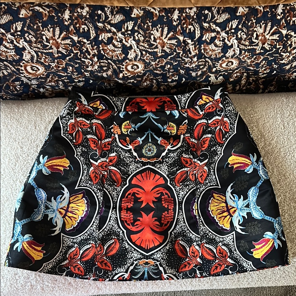 Floral Patterned Skirt - Multicolor - image 1